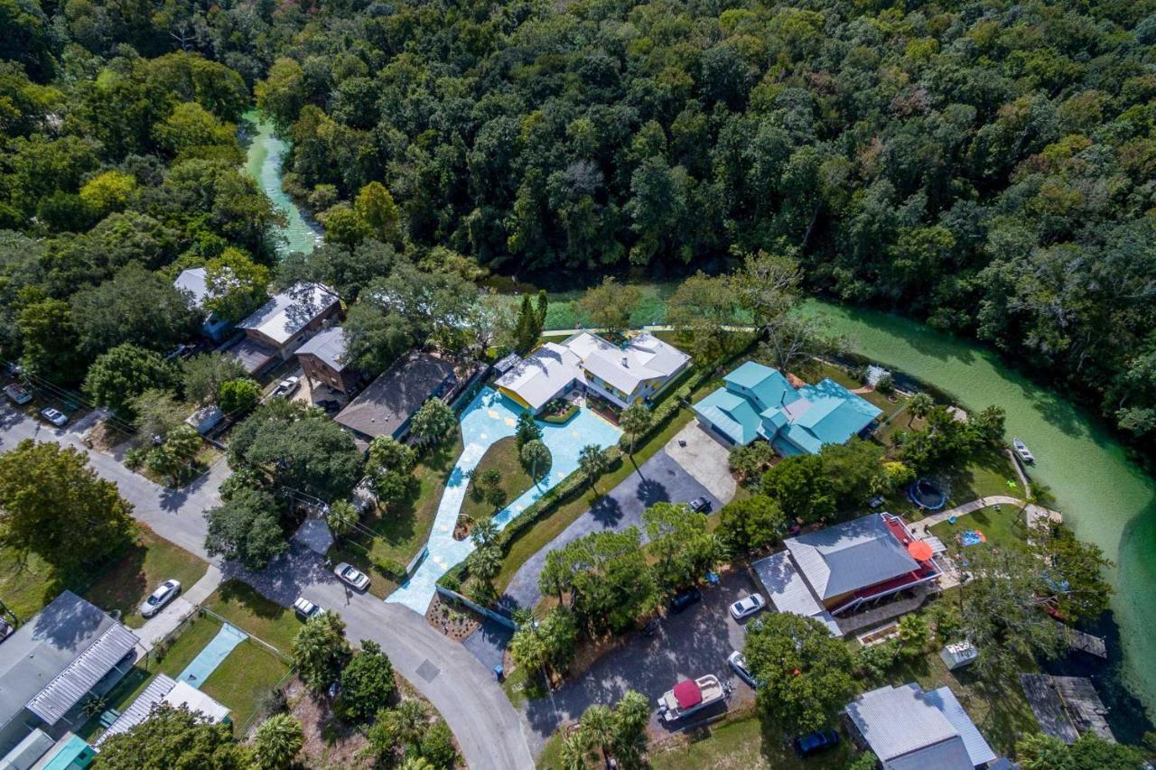 ウィーキ・ワチーPams Mermaid House With Riverfront Yard And Lanai!アパートメント エクステリア 写真