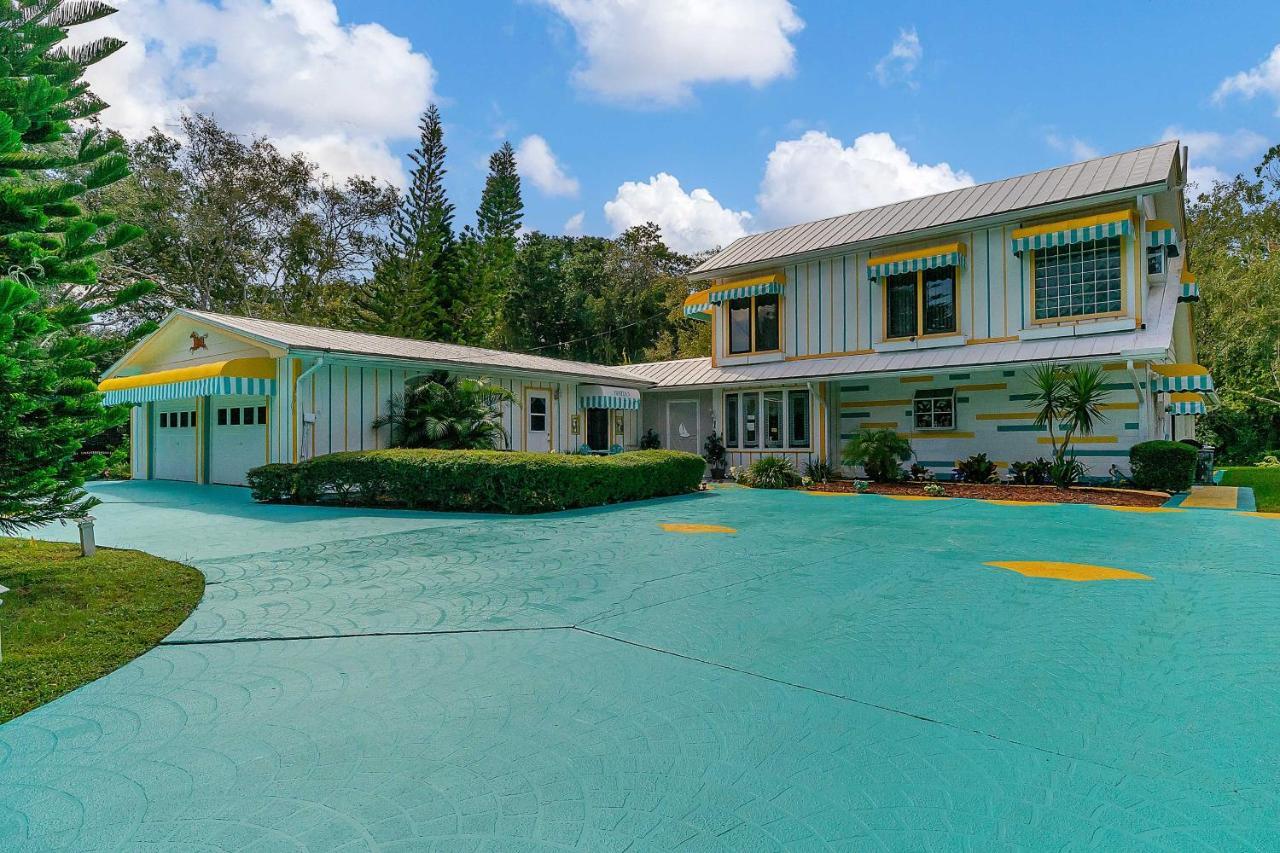 ウィーキ・ワチーPams Mermaid House With Riverfront Yard And Lanai!アパートメント エクステリア 写真